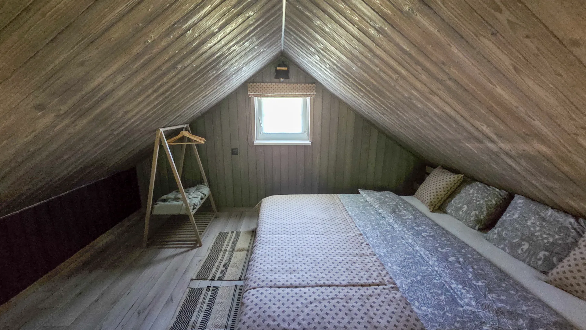 The Little Cabin